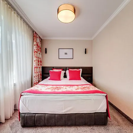 Hotel Kiparis 4*