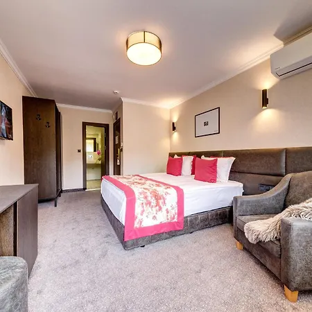 Hotell Kiparis