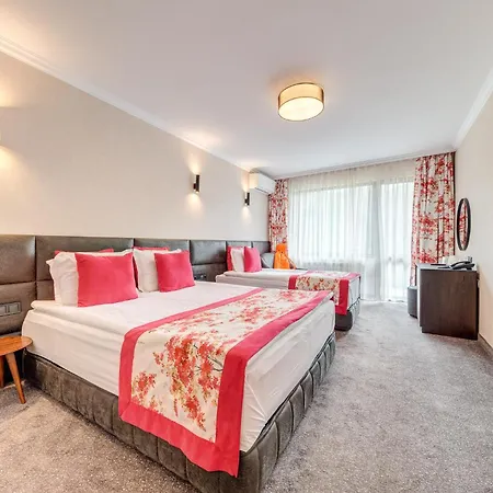 Kiparis 4*