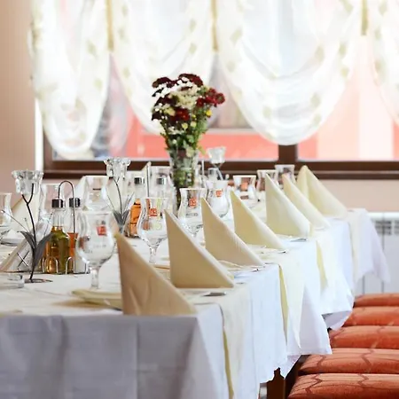Hotel Kiparis 4*