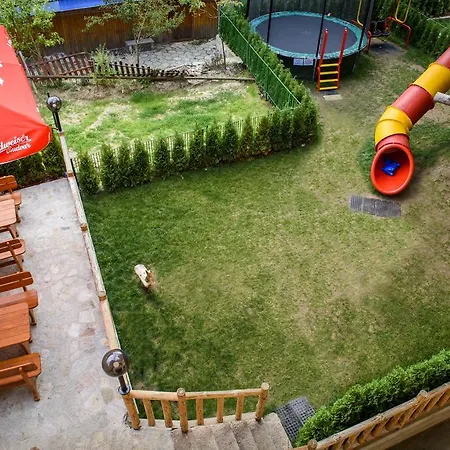 Kiparis Hotel