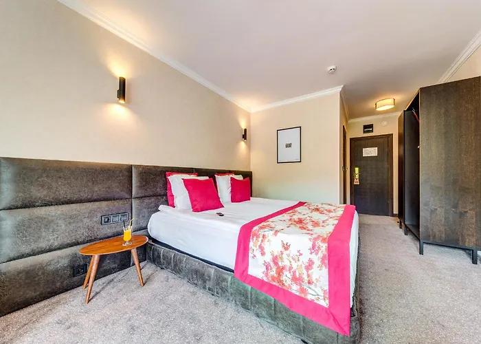 Kiparis Hotel Smolyan